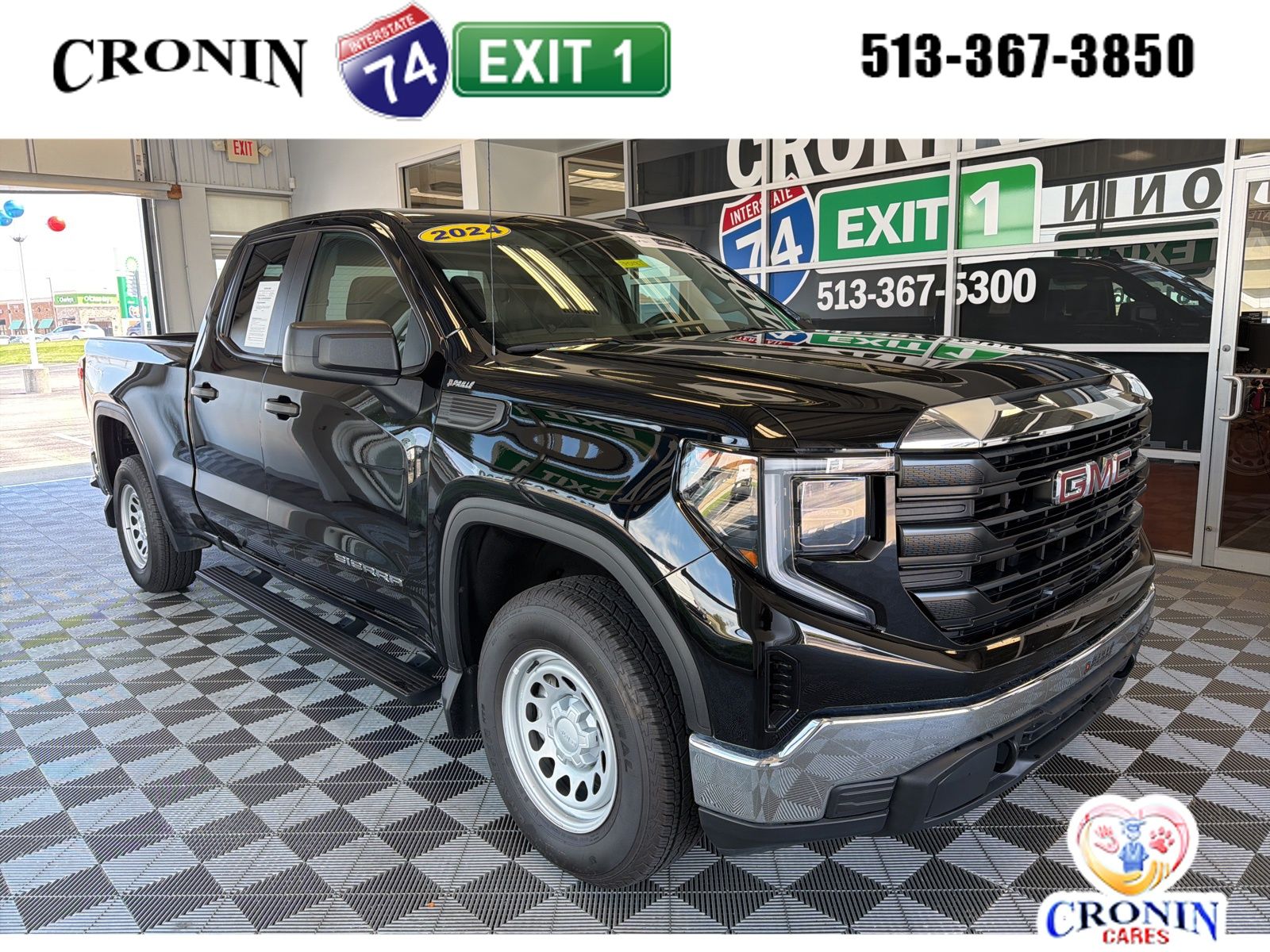 2024 GMC Sierra Pro 4WD Double Cab Standard Box's photo