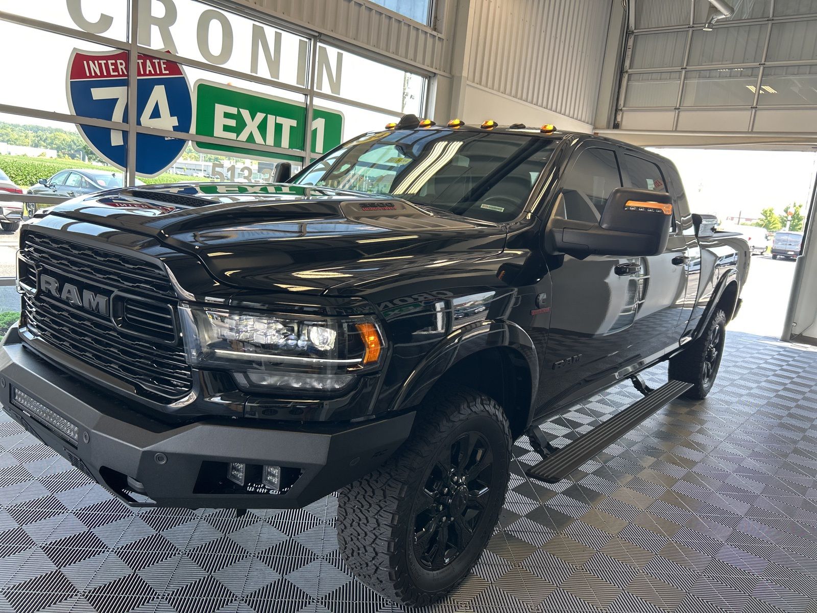 2024 Ram 2500 Limited photo 3