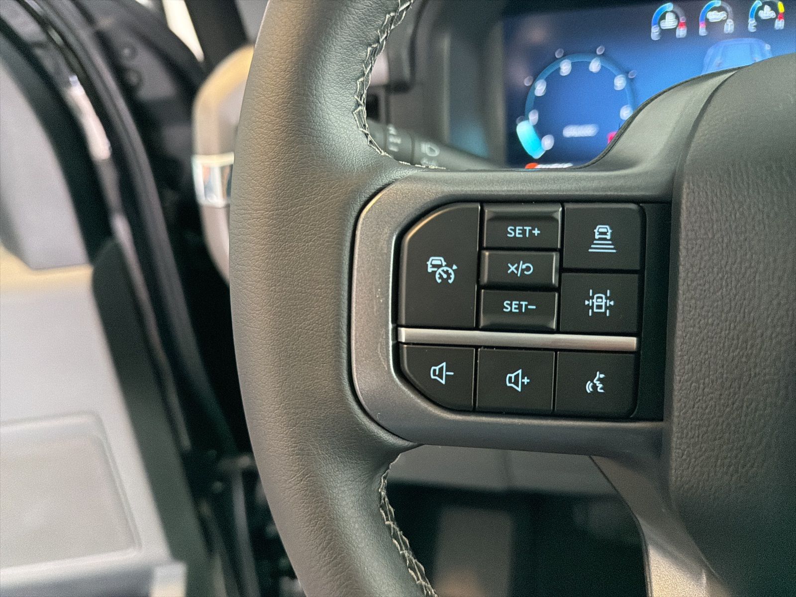 2026 Ford F-150 XLT - Photo 16