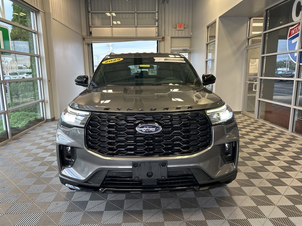 Certified 2025 Ford Explorer ST-Line SUV