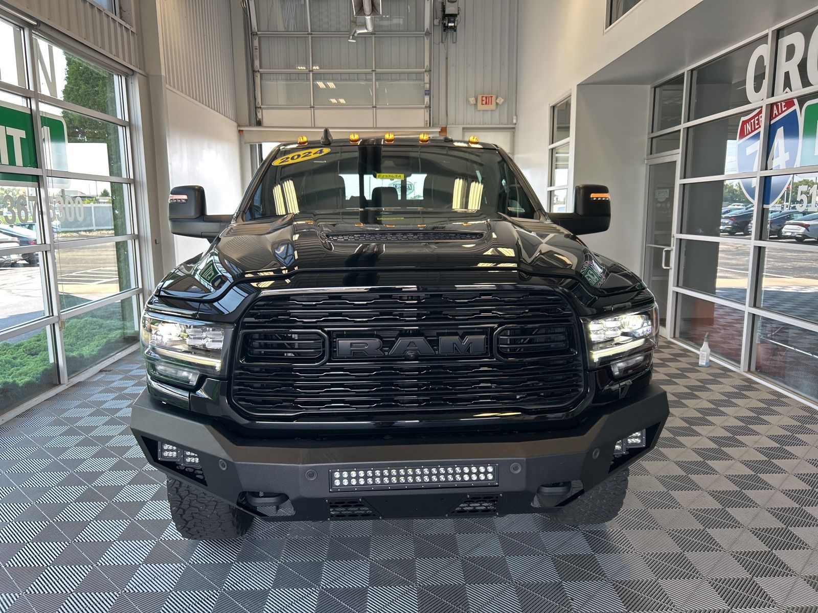 2024 Ram 2500 Limited photo 2