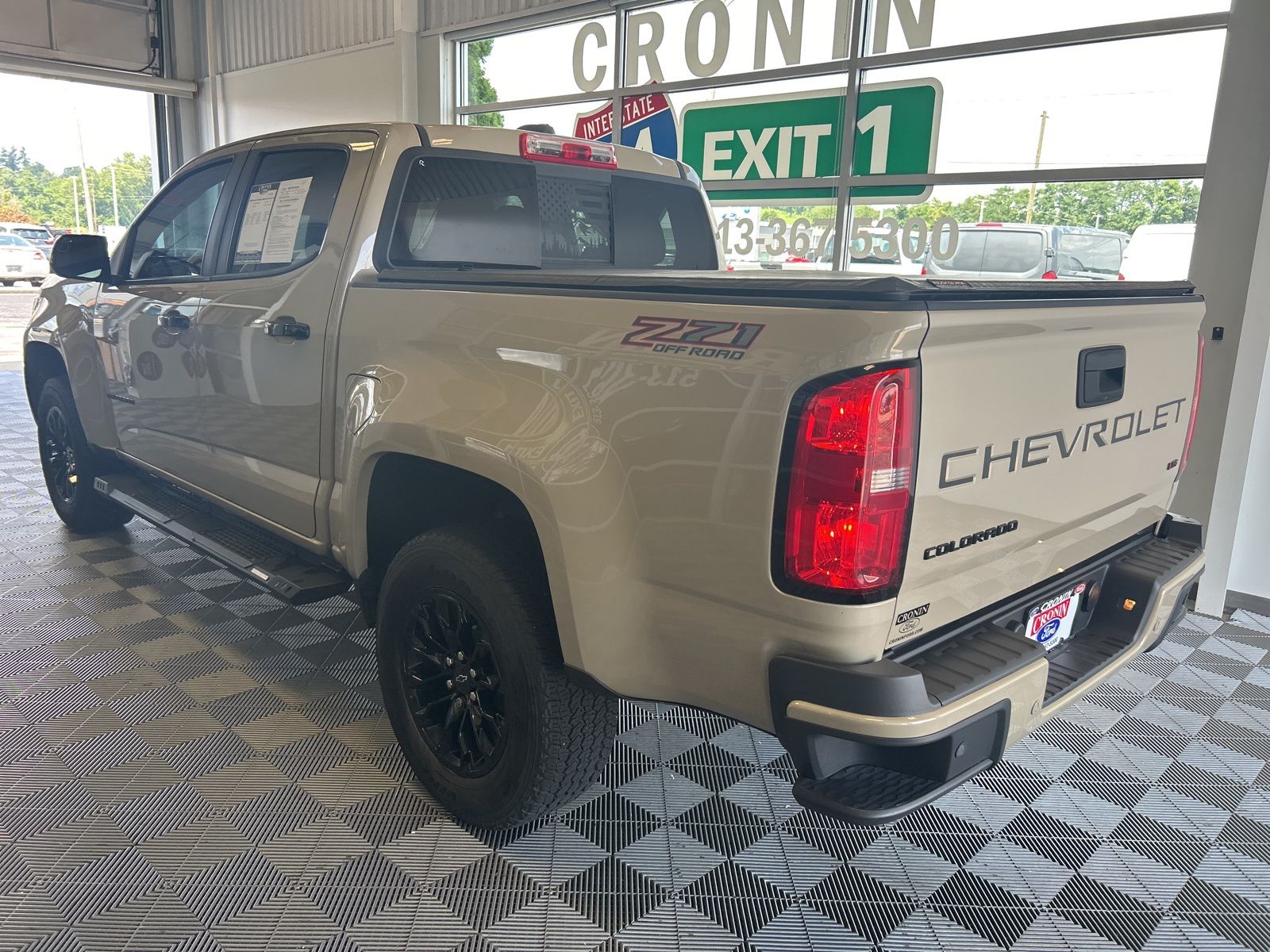 2022 Chevrolet Colorado Z71 photo 3