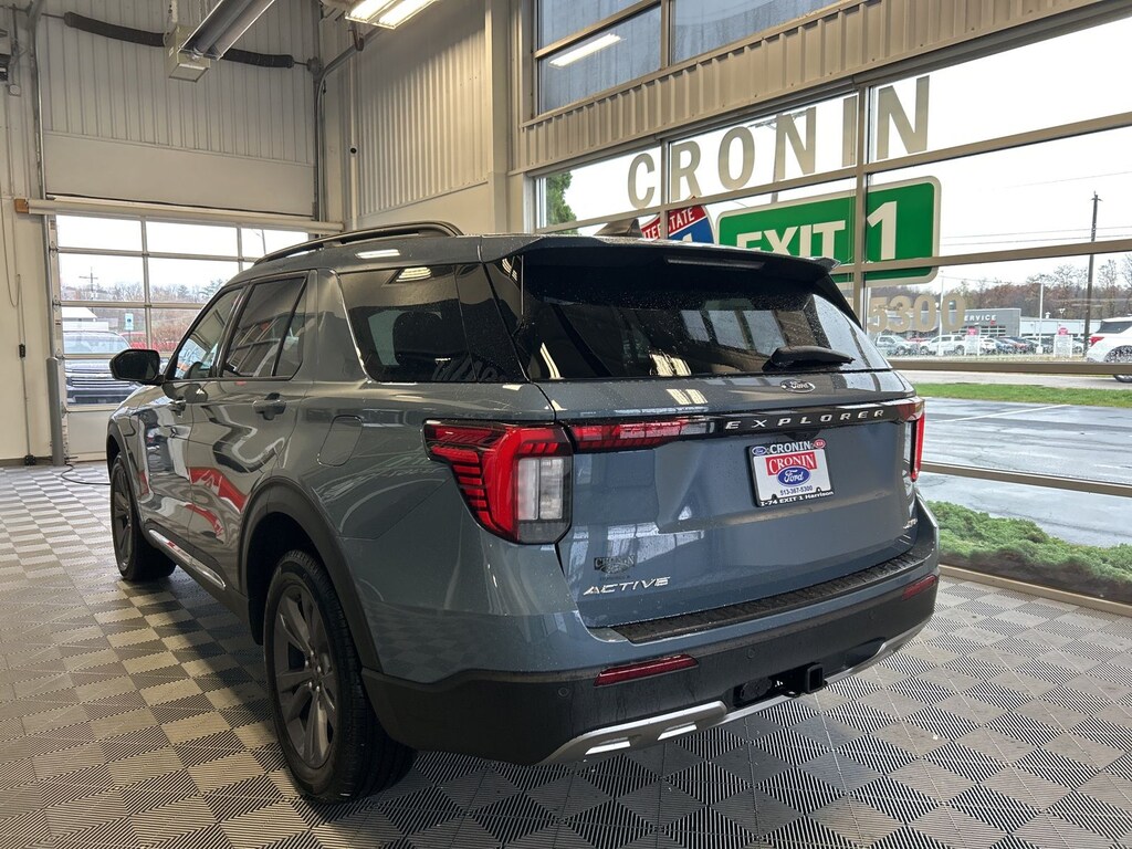 New 2025 Ford Explorer Active SUV