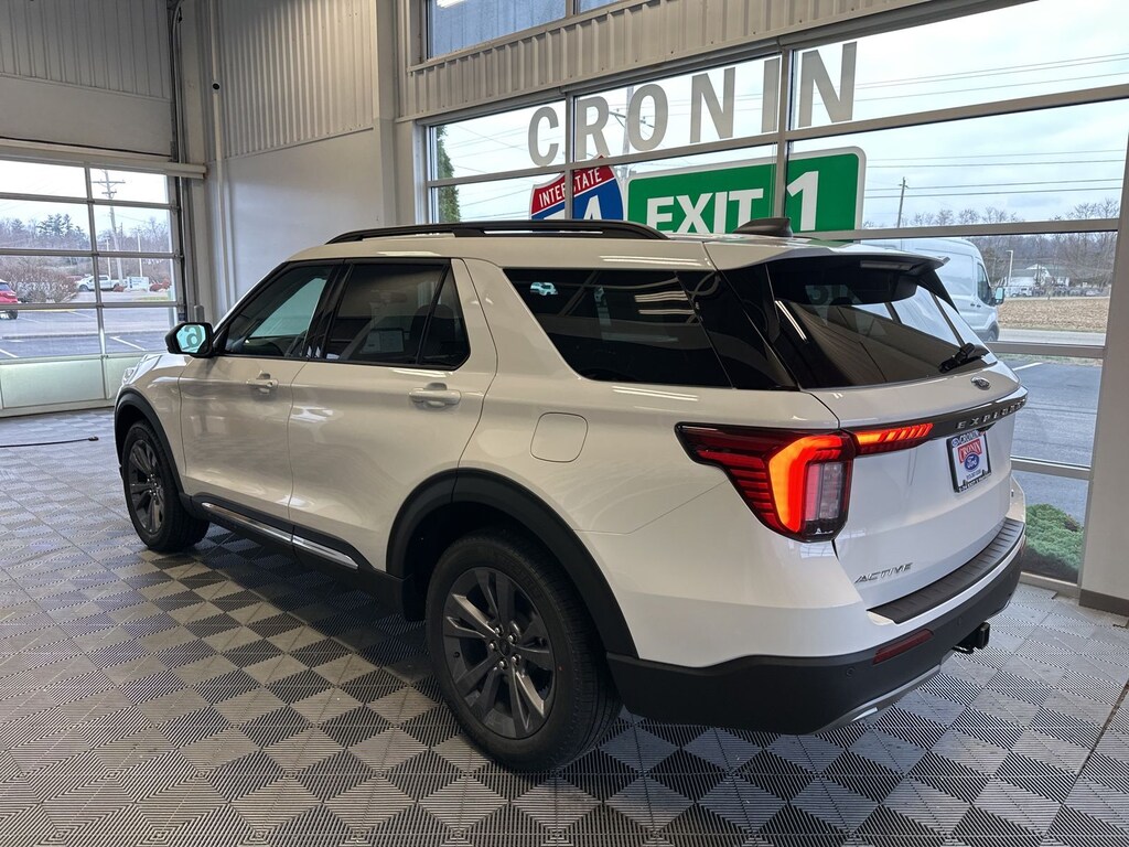 New 2025 Ford Explorer For Sale at Cronin Ford Inc VIN 1FMUK8DH3SGA91958