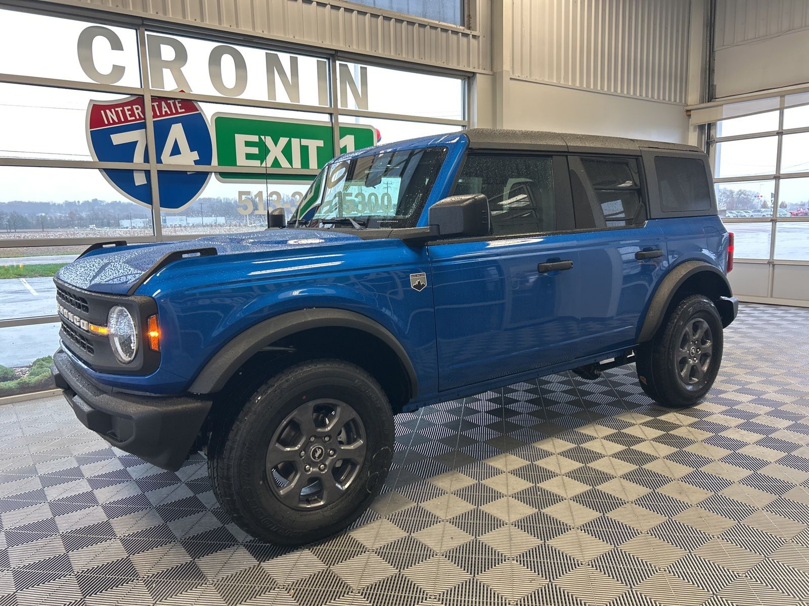 2025 Ford Bronco Big Bend photo 3