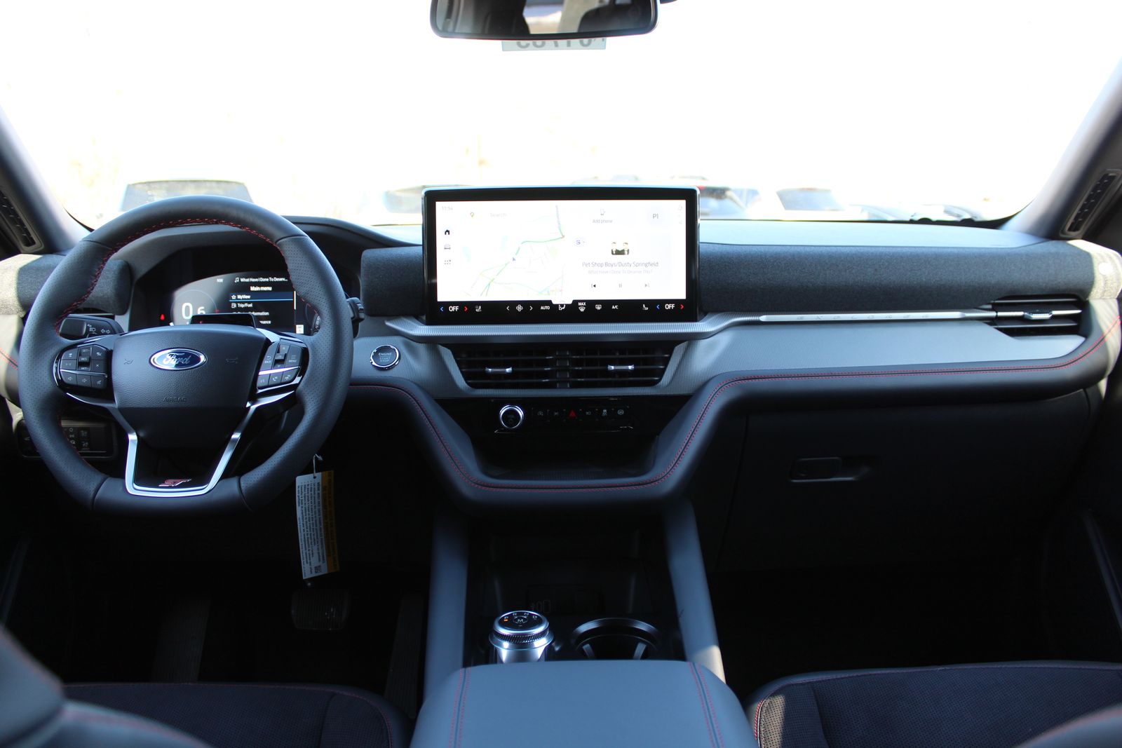 2026 Ford Explorer ST - Photo 10
