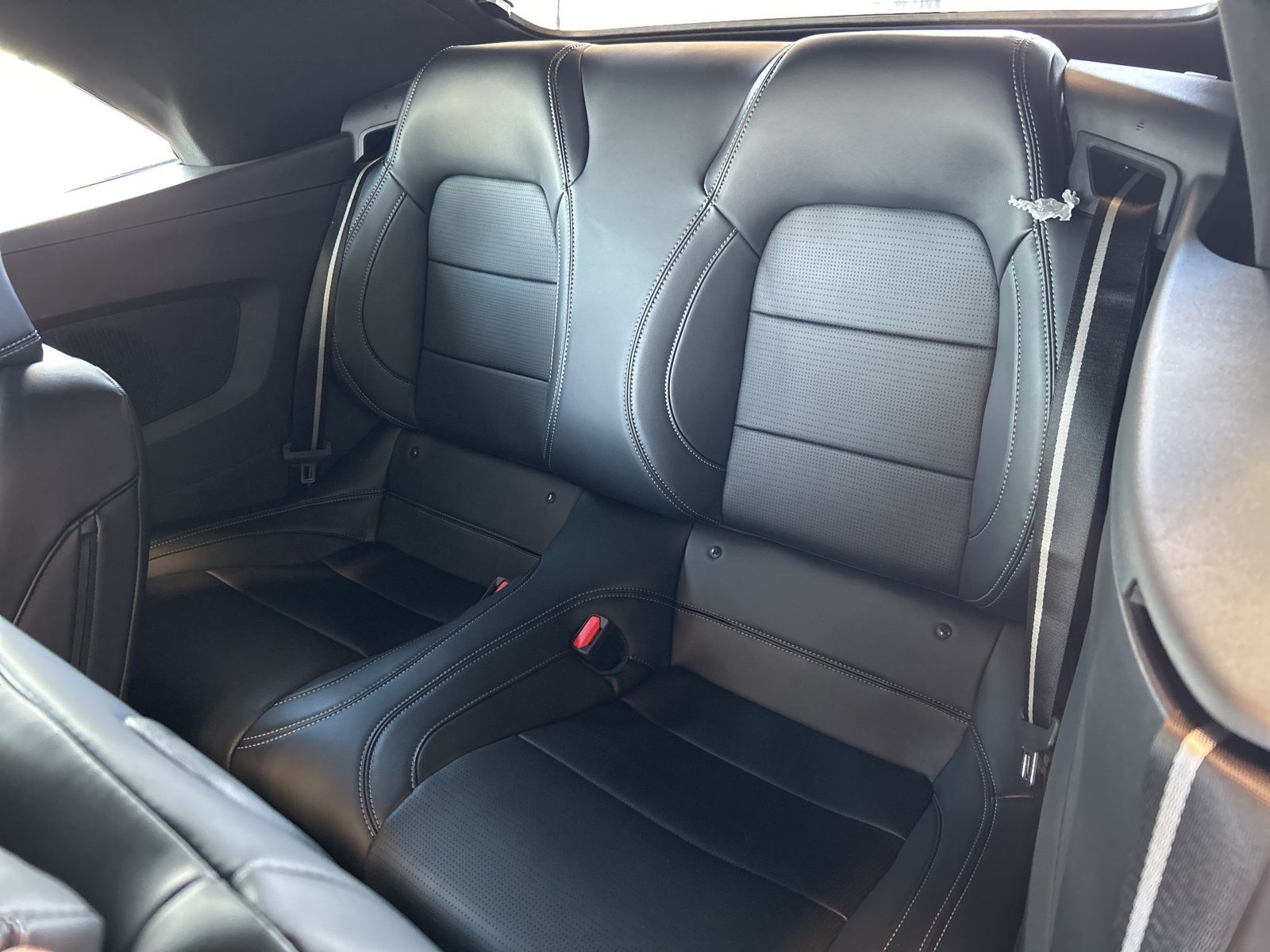 2025 Ford Mustang GT Premium Convertible - Photo 13