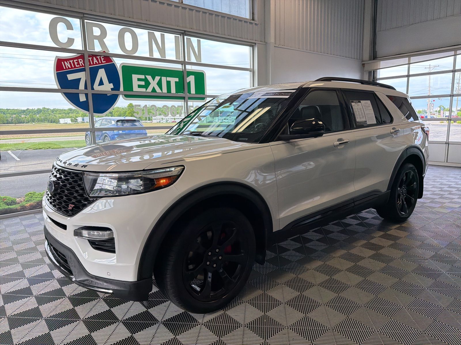 Vehicle Image 2