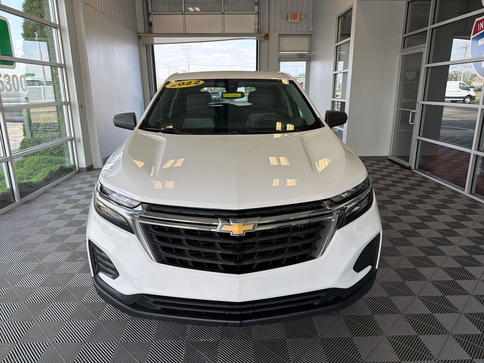 Used 2022 Chevrolet Equinox LS with VIN 2GNAXSEV1N6114207 for sale in Harrison, OH