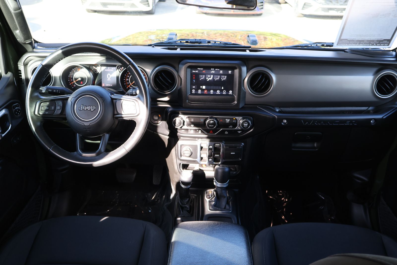 2022 Jeep Wrangler Unlimited Willys photo 2