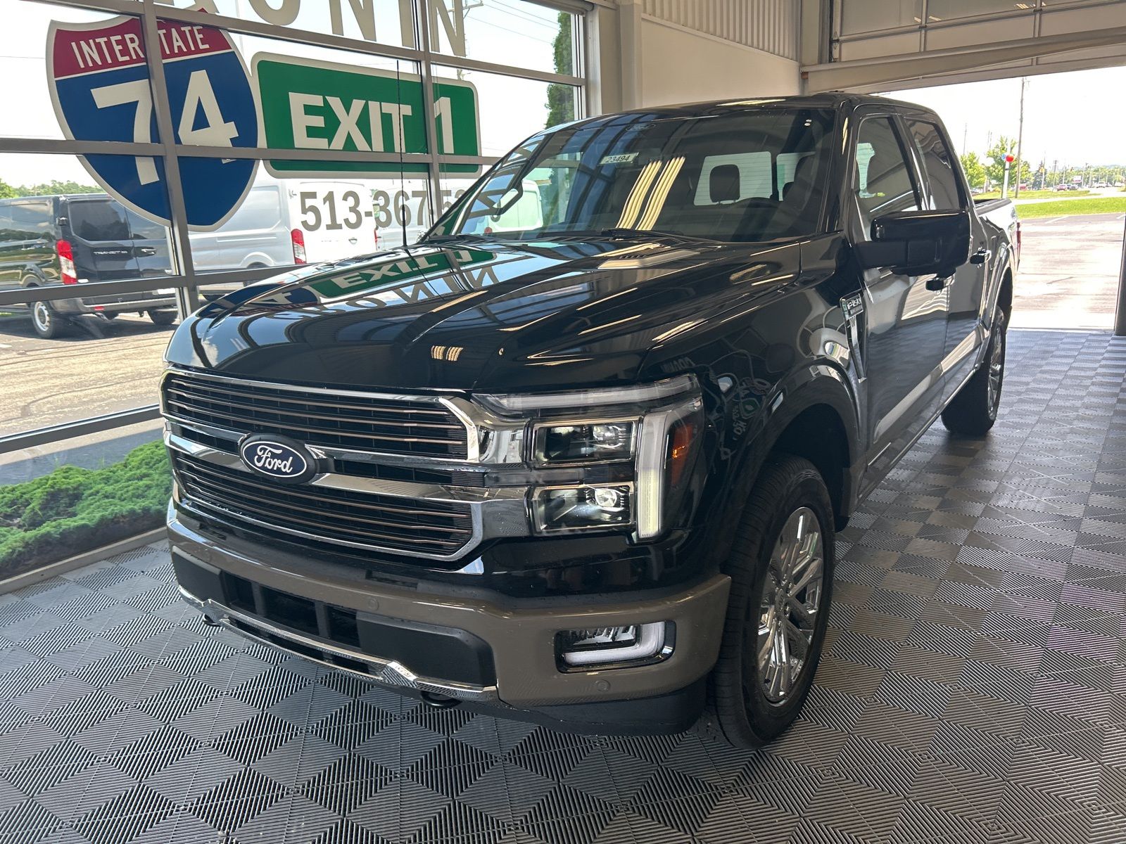 2025 Ford F-150 King Ranch photo 3