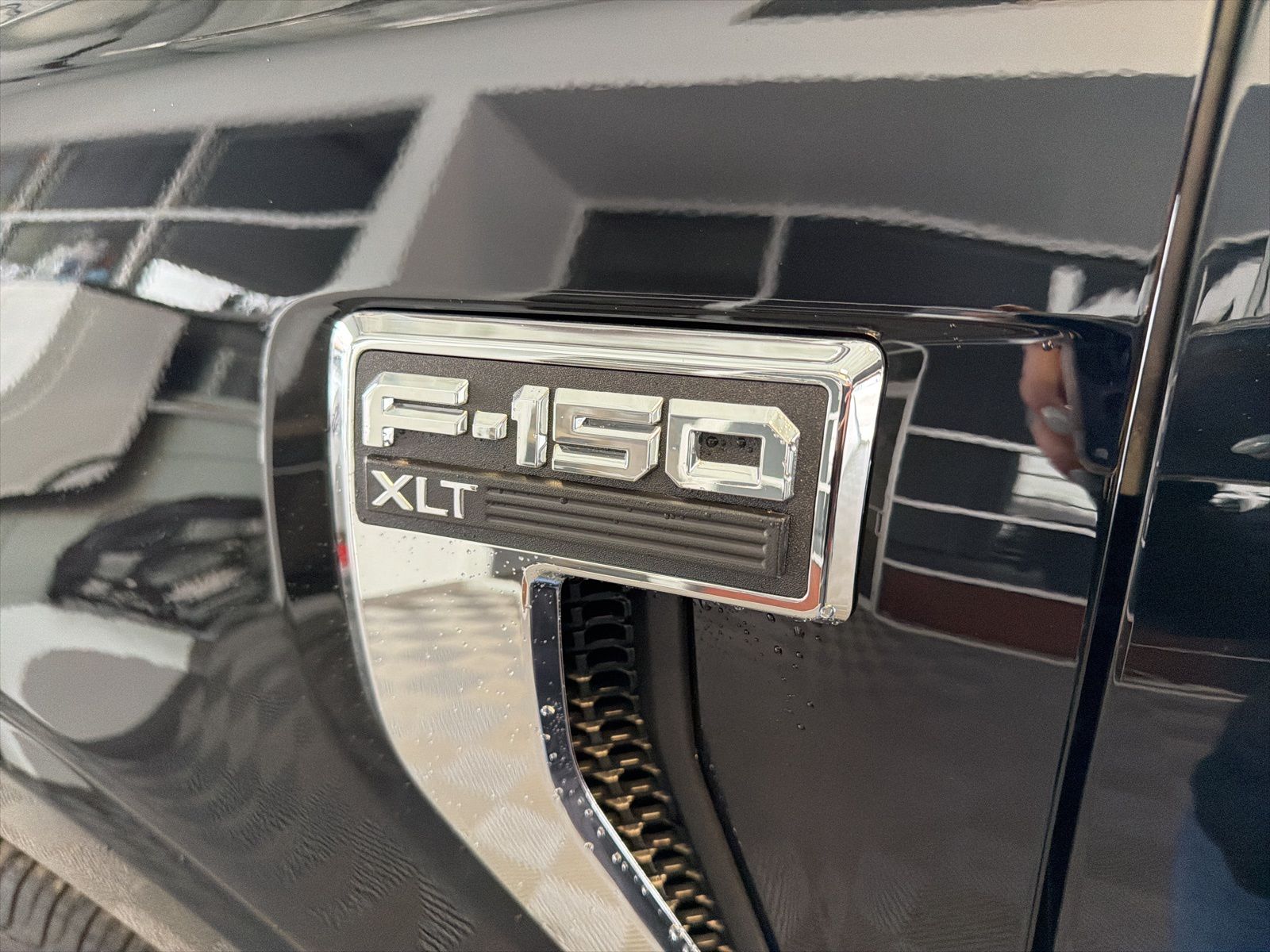 2026 Ford F-150 XLT - Photo 9