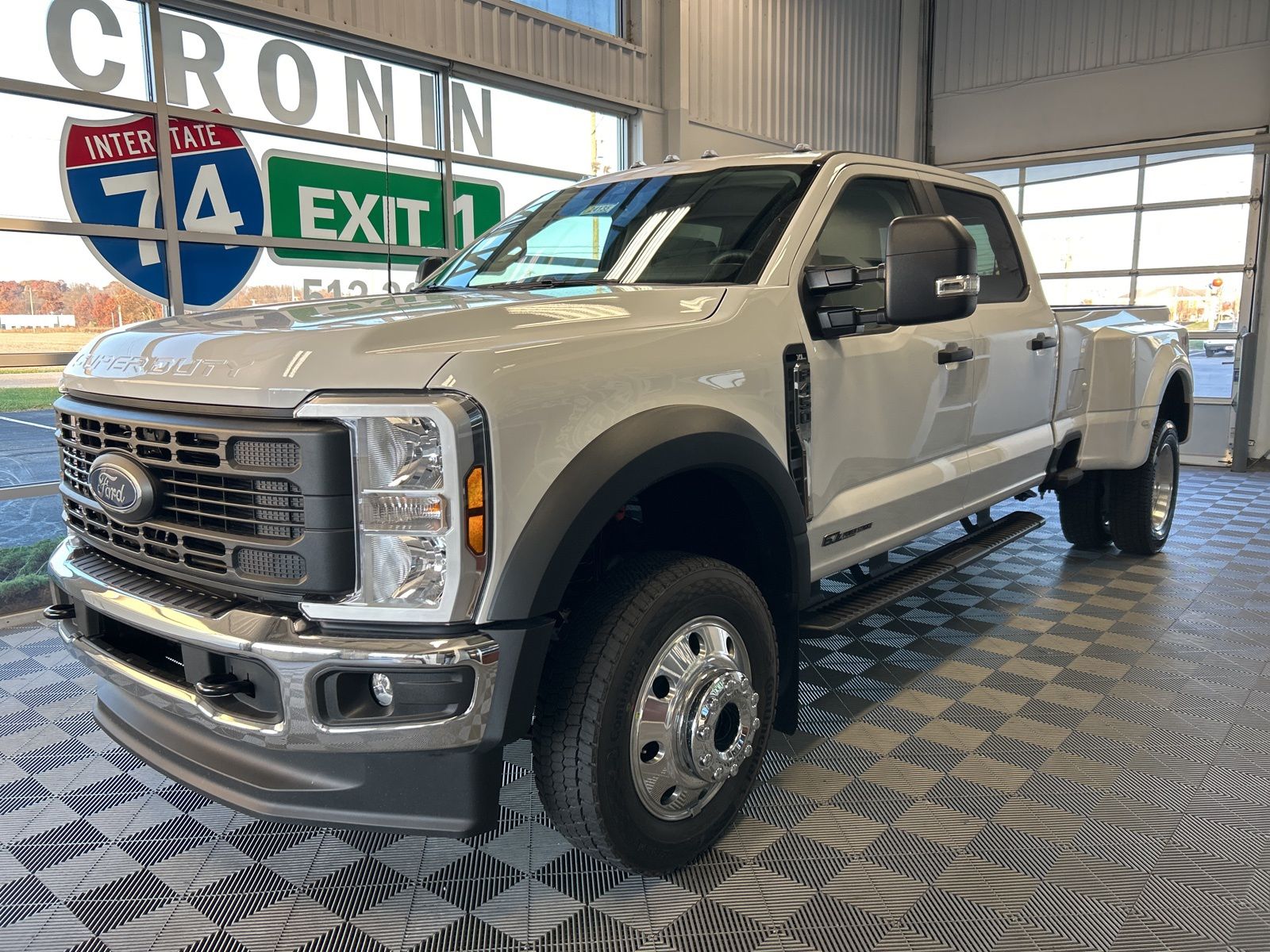 2026 Ford F-450 XL photo 3