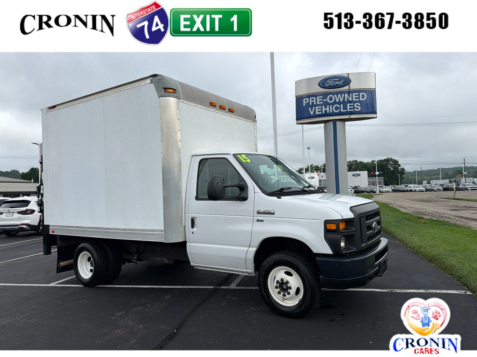 2015 Ford E-Series DRW E-350 Super Duty 138 in WB's photo