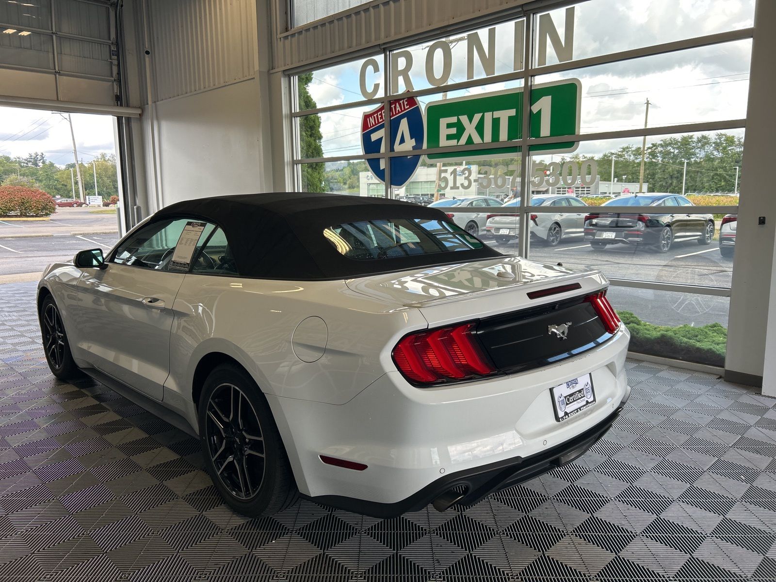 2023 Ford Mustang EcoBoost Premium Convertible photo 4