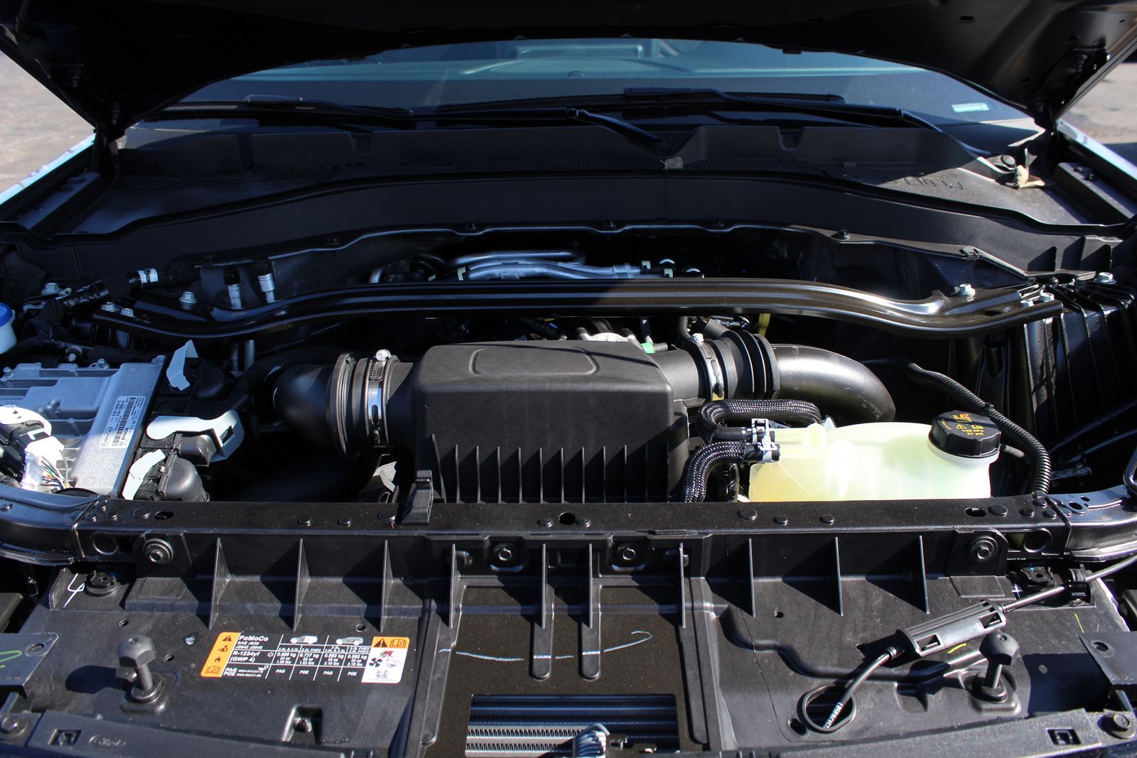 2026 Ford Explorer ST - Photo 25