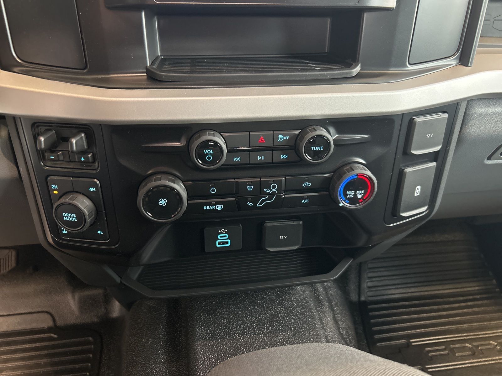 2026 Ford F-250 Super Duty XL - Photo 22