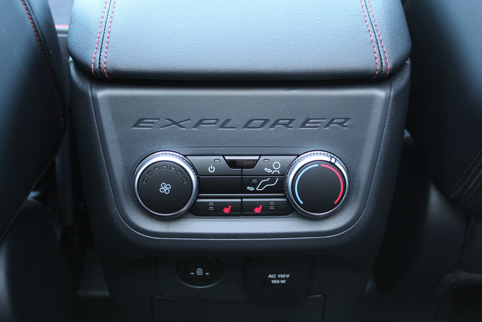 2026 Ford Explorer ST - Photo 22