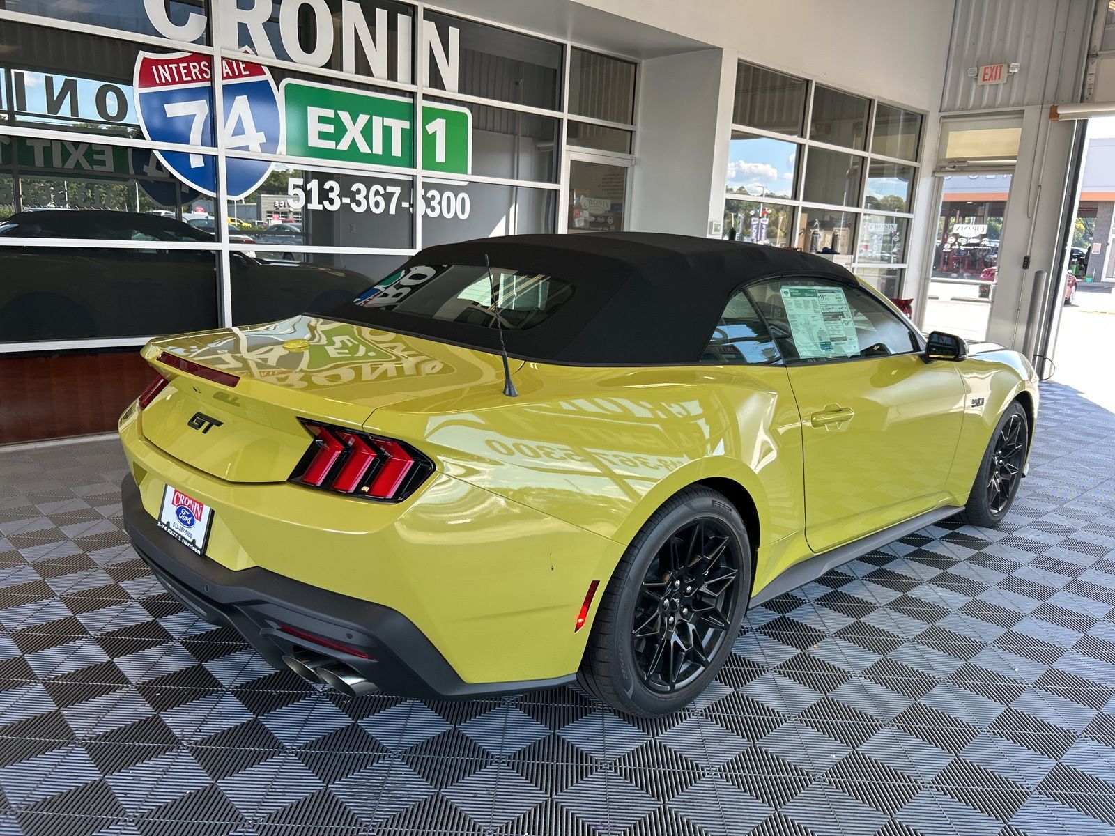 2025 Ford Mustang GT Premium Convertible - Photo 6