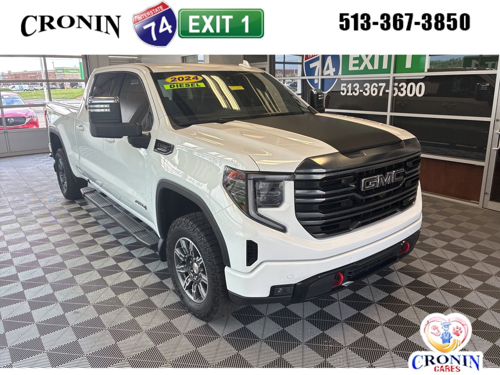 2024 GMC Sierra AT4 4WD Crew Cab Short Box's photo