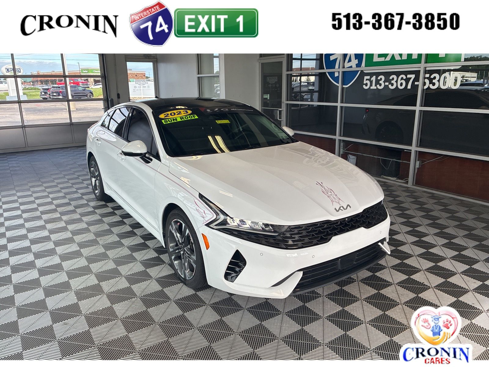 2023 Kia Optima EX FWD's photo