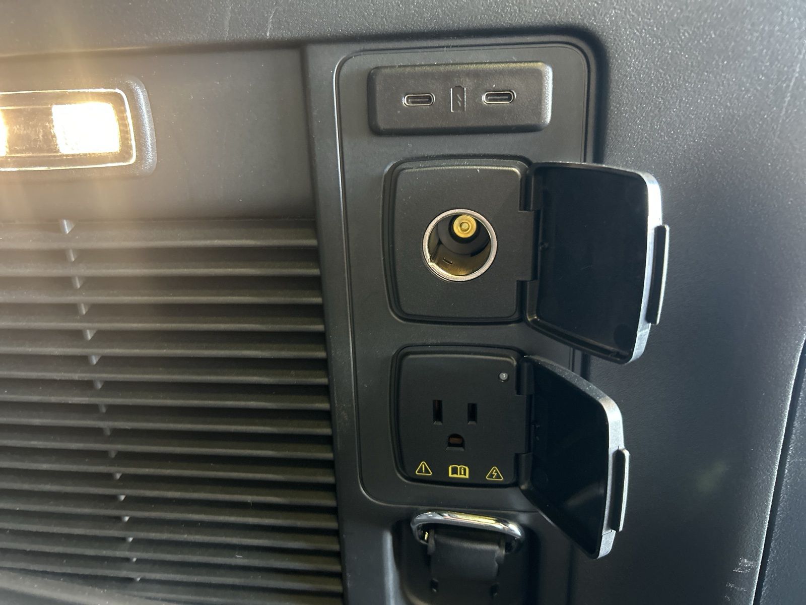 2025 Ford Expedition Tremor - Photo 14