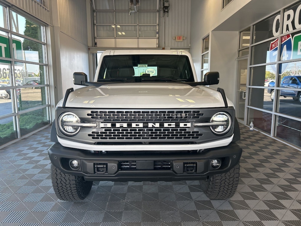 New 2025 Ford Bronco Badlands SUV