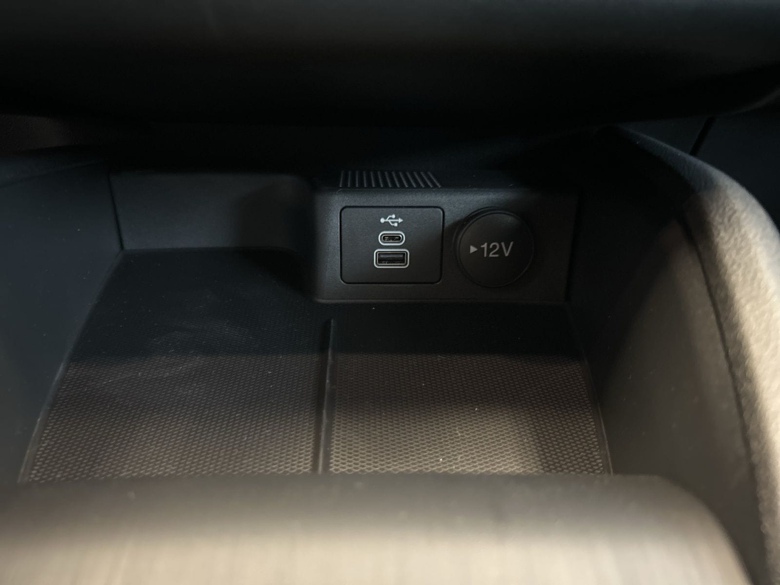 2026 Ford Escape ST-Line - Photo 23