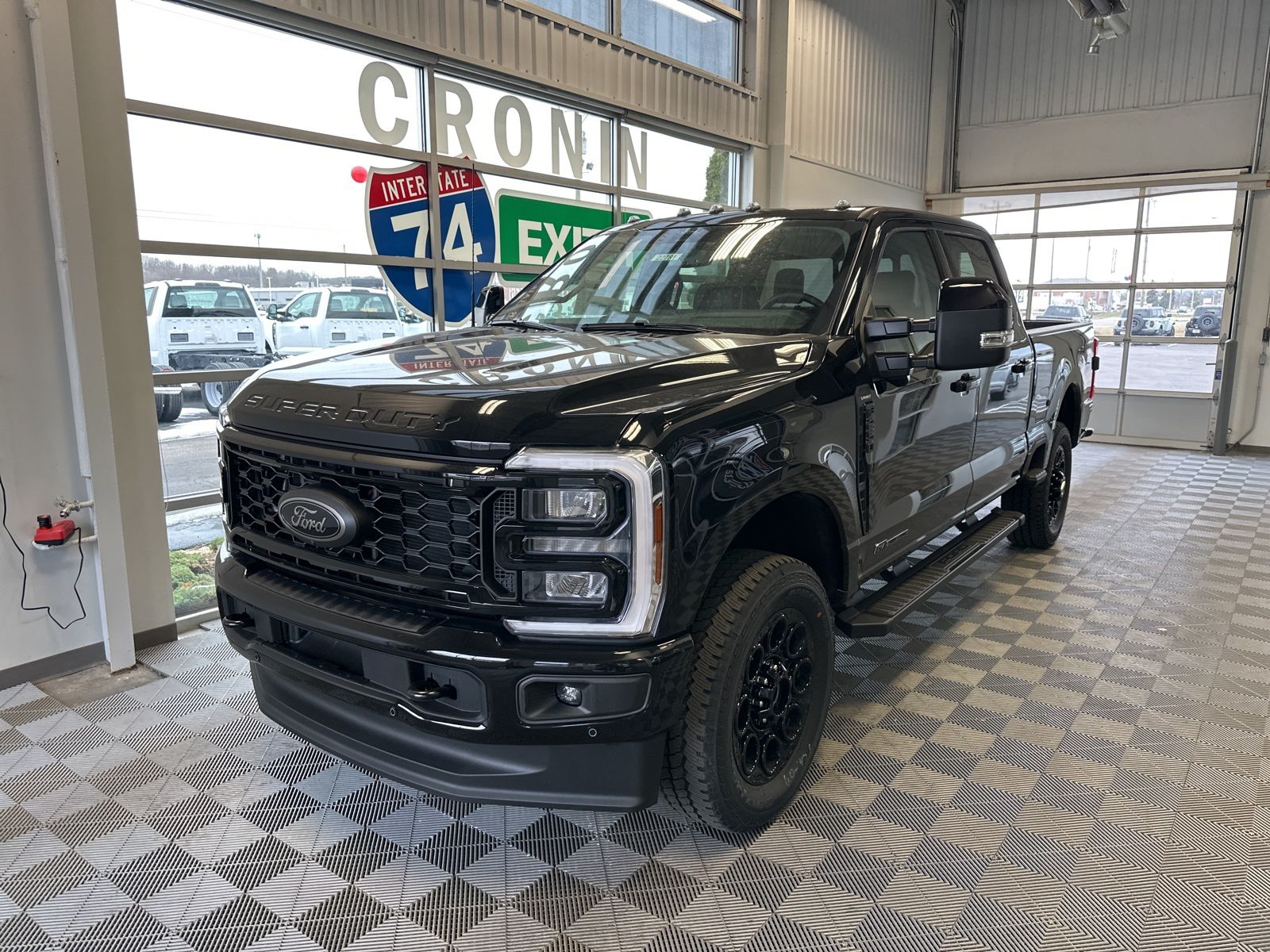 2025 Ford F-250 Lariat photo 3