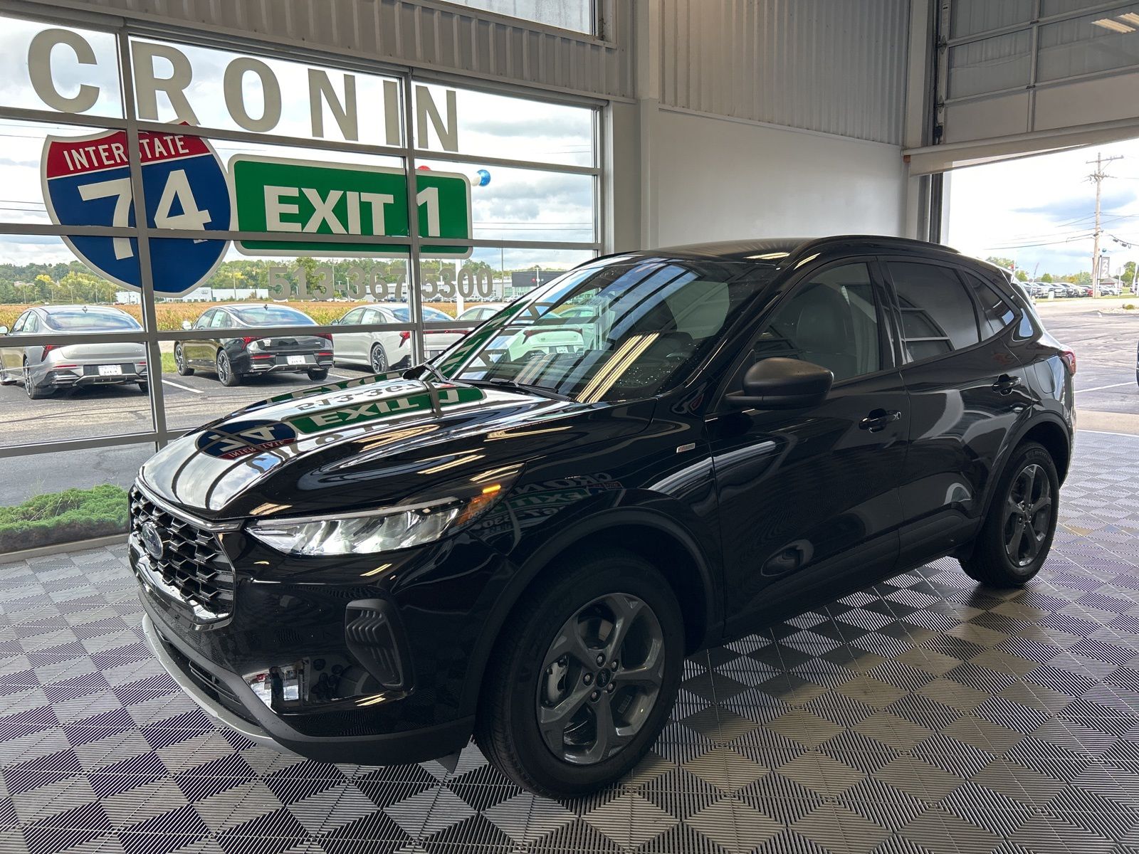 2026 Ford Escape ST-Line photo 3