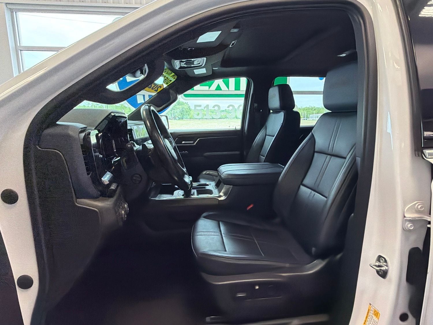2023 Chevrolet Silverado 1500 High Country - Photo 14