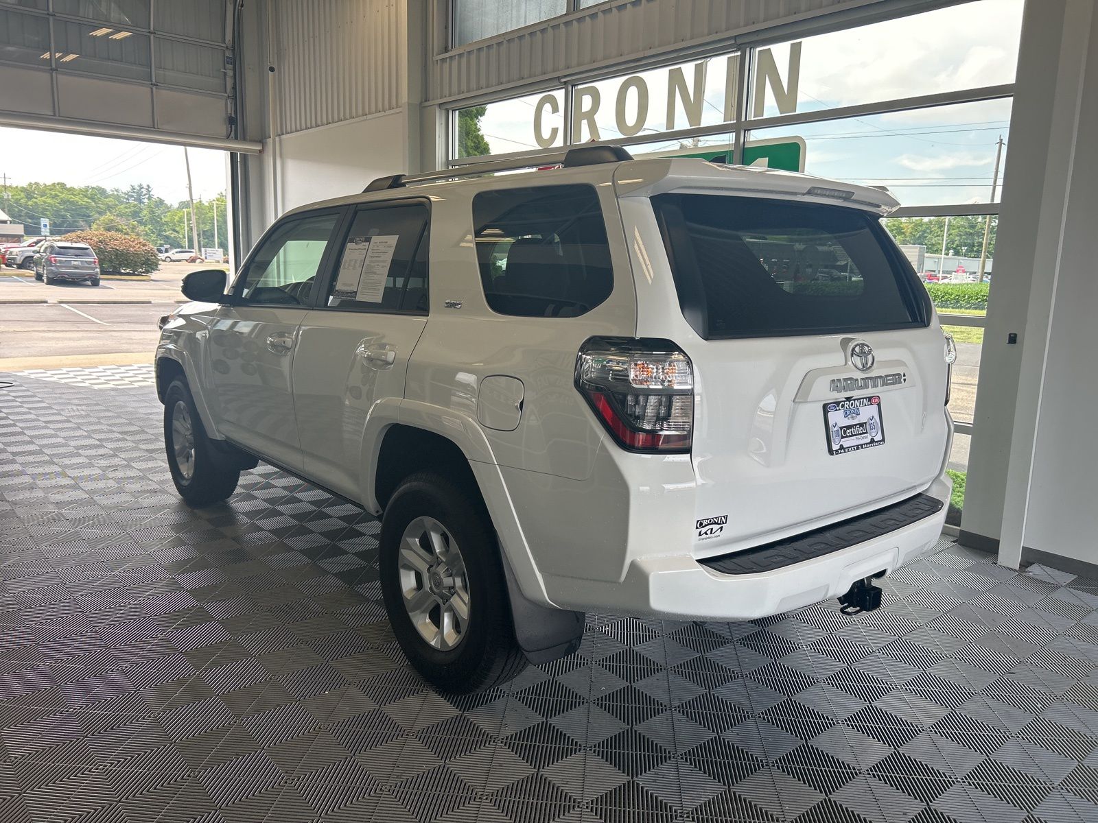 2024 Toyota 4Runner SR5 Premium photo 2