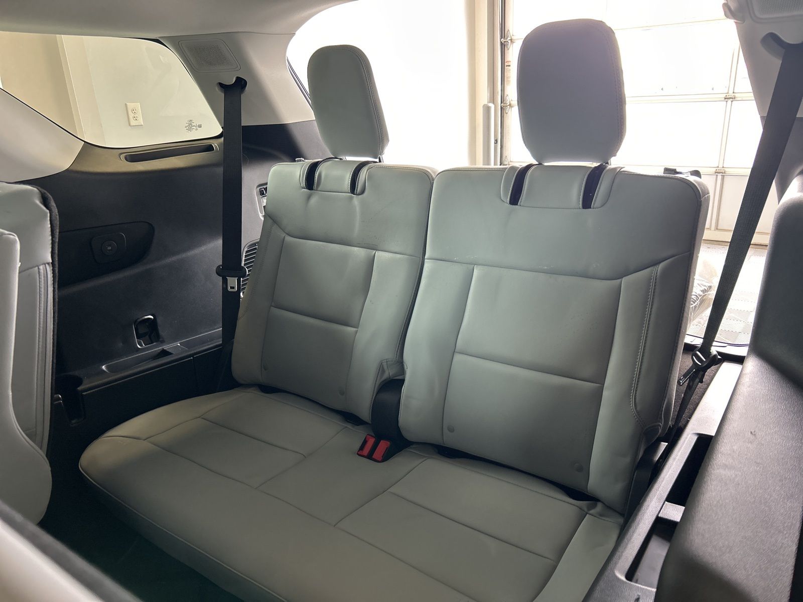 2026 Ford Explorer Platinum - Photo 15