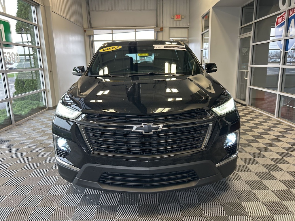 Certified 2022 Chevrolet Traverse LT Cloth SUV
