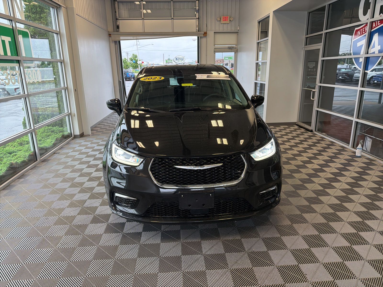 Vehicle Image 2