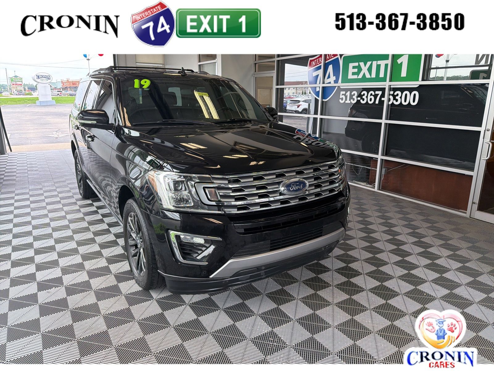 2019 Ford Expedition Limited's photo