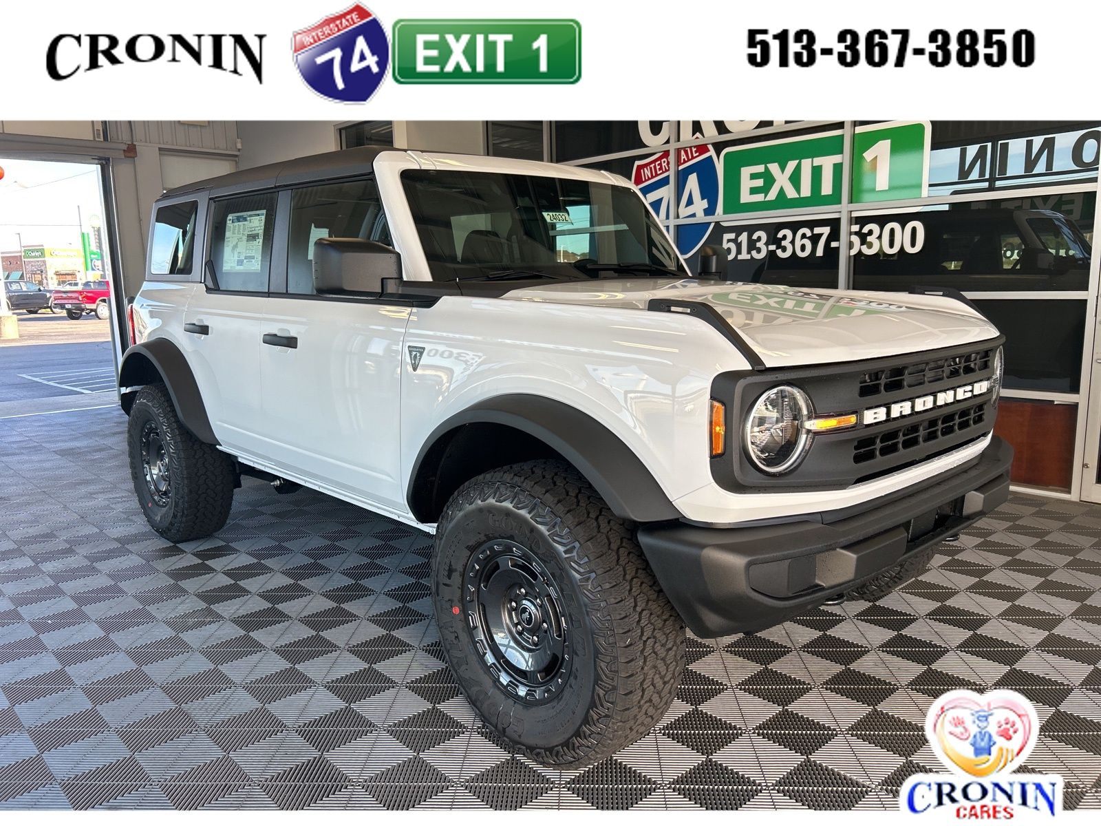 2025 Ford Bronco 4-Door Base's photo