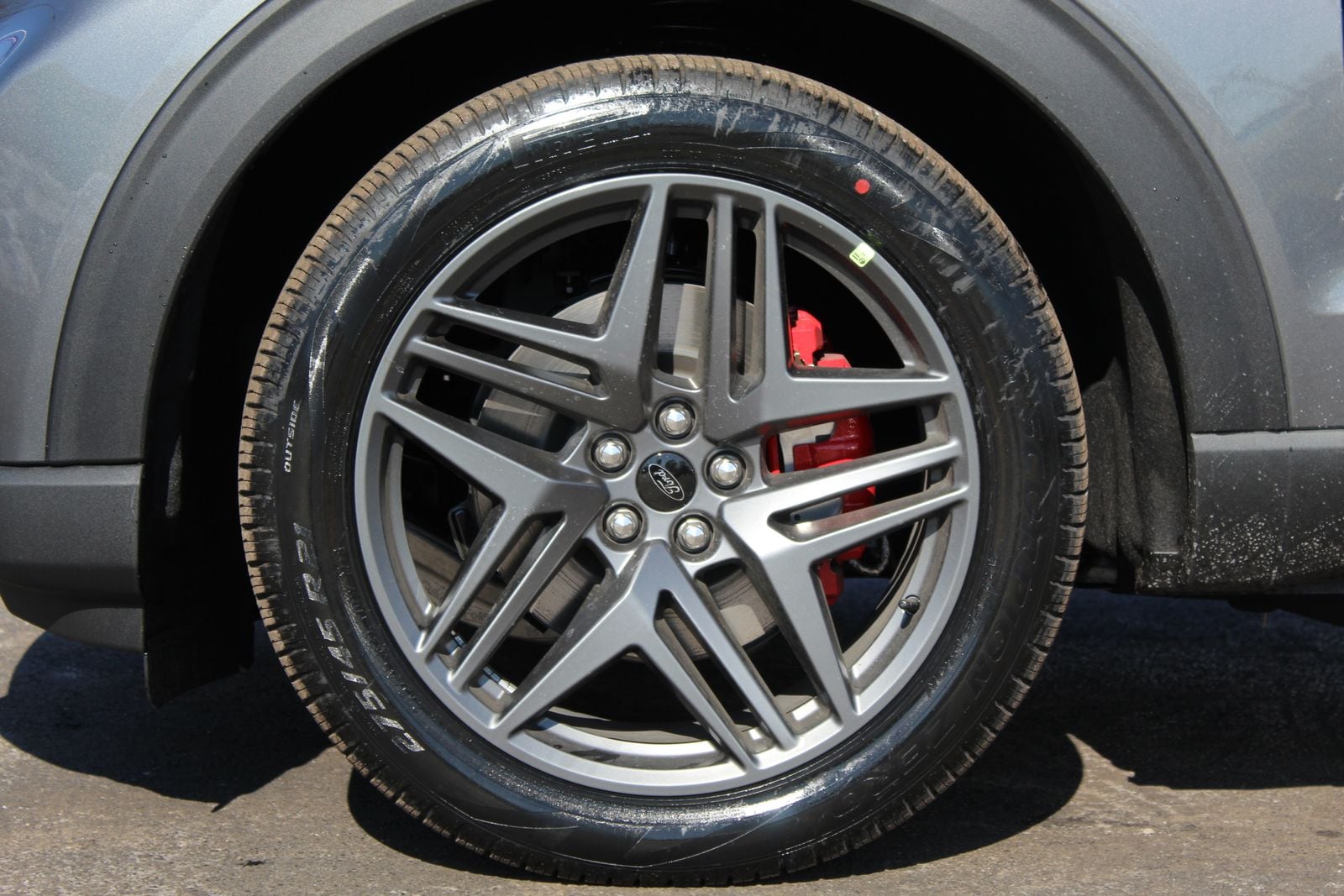 2026 Ford Explorer ST - Photo 26