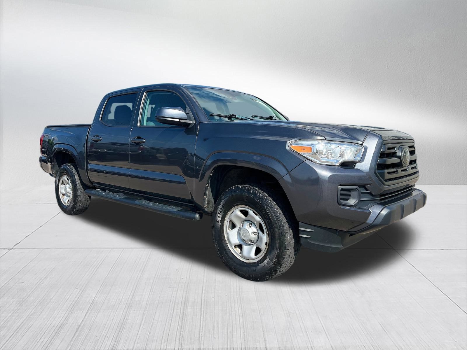 Used 2019 Toyota Tacoma SR with VIN 3TMCZ5AN2KM272401 for sale in Hillsdale, MI