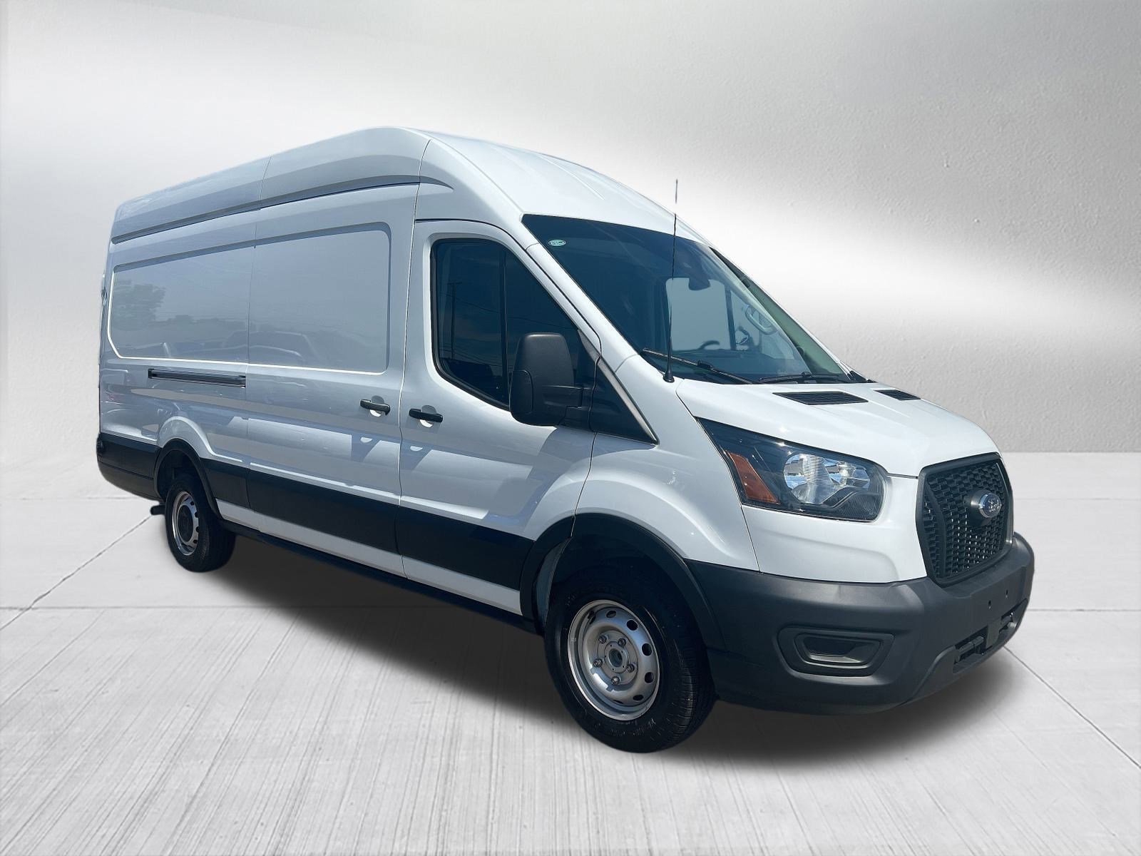 Used 2024 Ford Transit Van Base with VIN 1FTBW3X85RKA47644 for sale in Hillsdale, MI