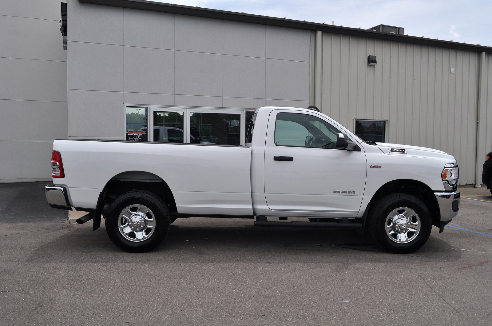 Used 2021 RAM Ram 3500 Pickup Tradesman with VIN 3C63R3AJ2MG600104 for sale in Hillsdale, MI