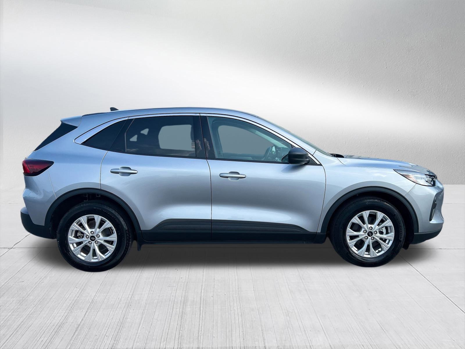 2023 Ford Escape Active photo 3