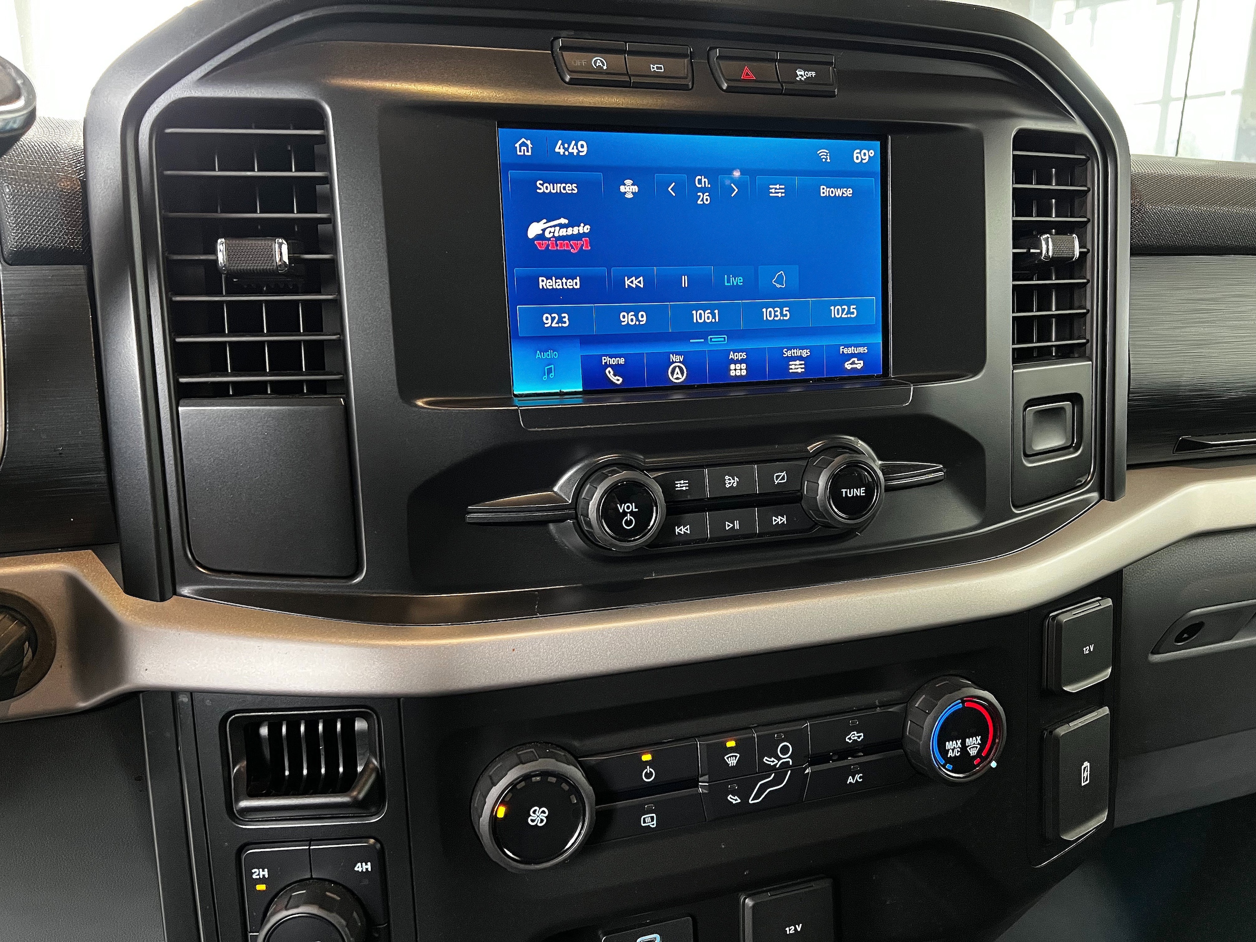 2021 Ford F-150 XL - Photo 17