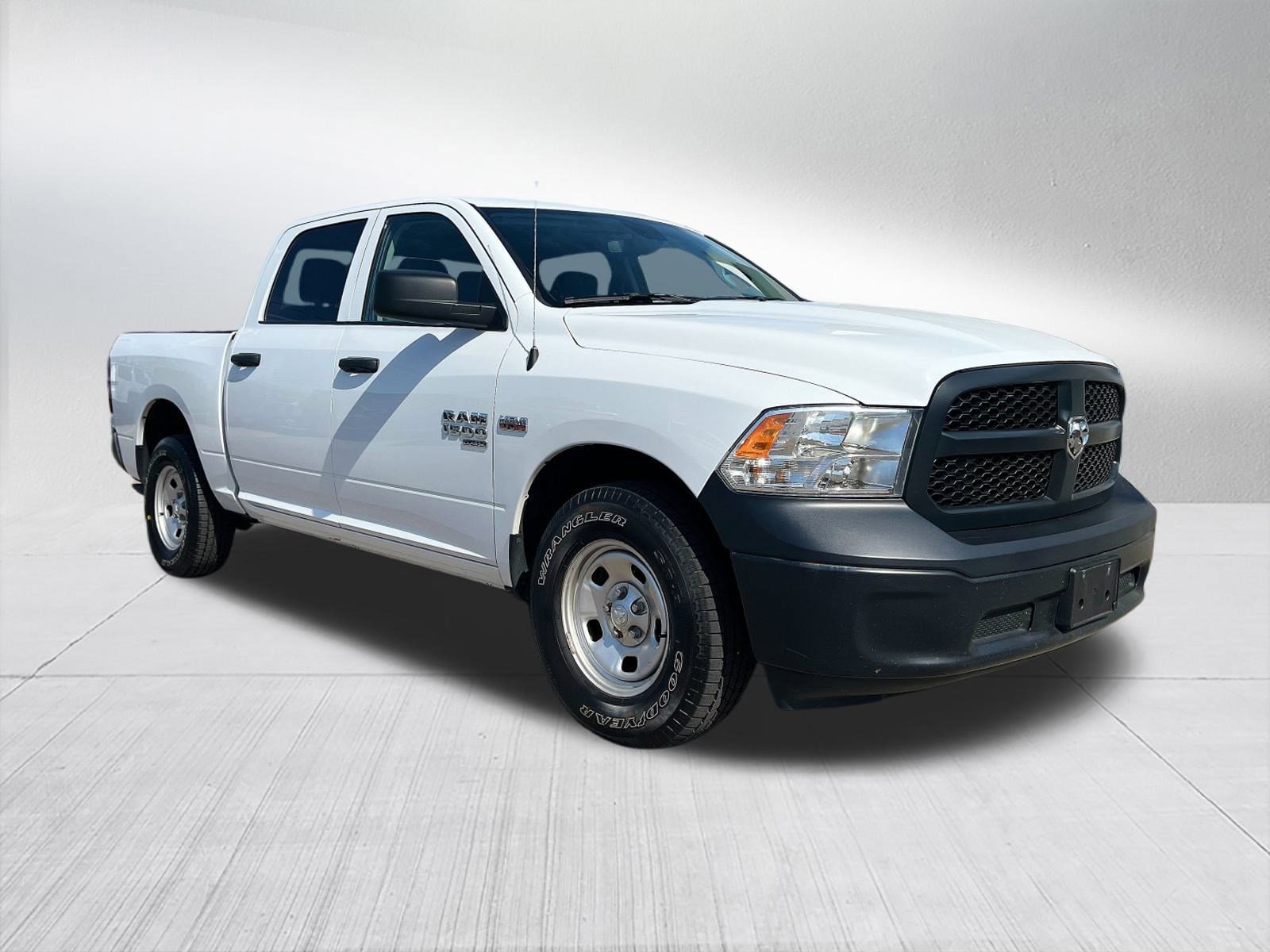 Used 2022 RAM Ram 1500 Classic Tradesman with VIN 1C6RR7KT4NS238093 for sale in Hillsdale, MI