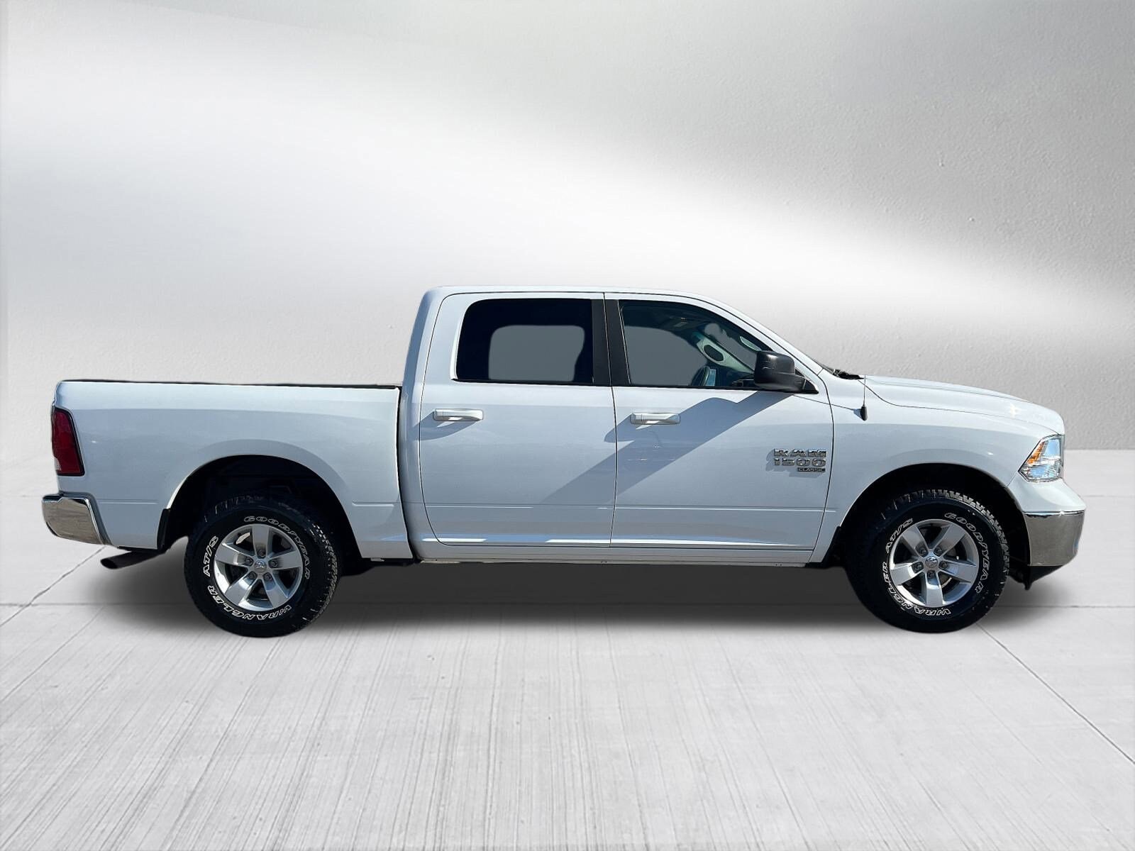 2021 Ram 1500 Classic SLT photo 2