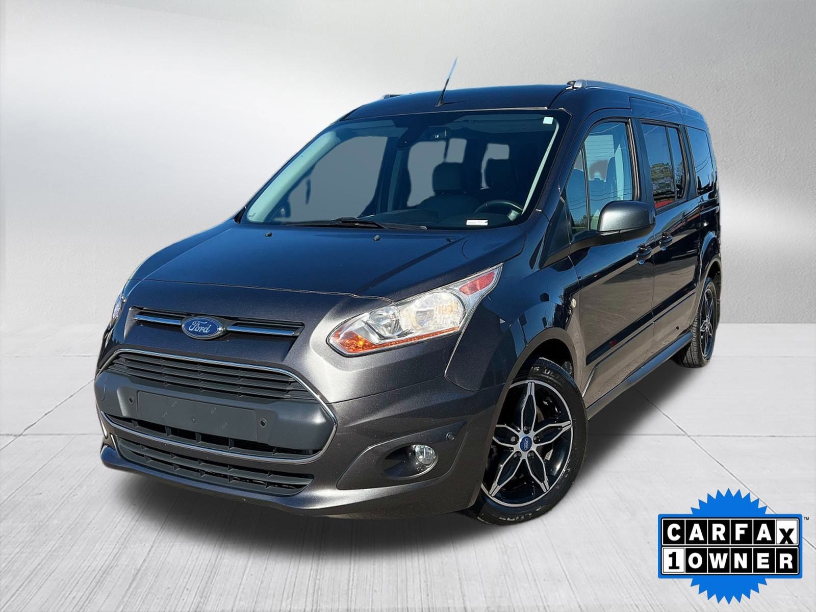 2018 Ford Transit Connect Titanium's photo