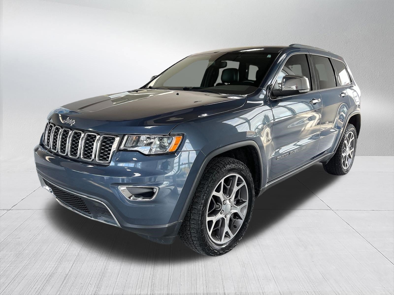 Used 2019 Jeep Grand Cherokee Limited with VIN 1C4RJFBG0KC765227 for sale in Hillsdale, MI