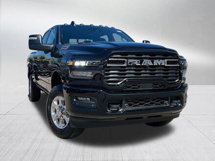 2025 Ram 2500 Big Horn Crew Cab 4WD Diesel Pickup