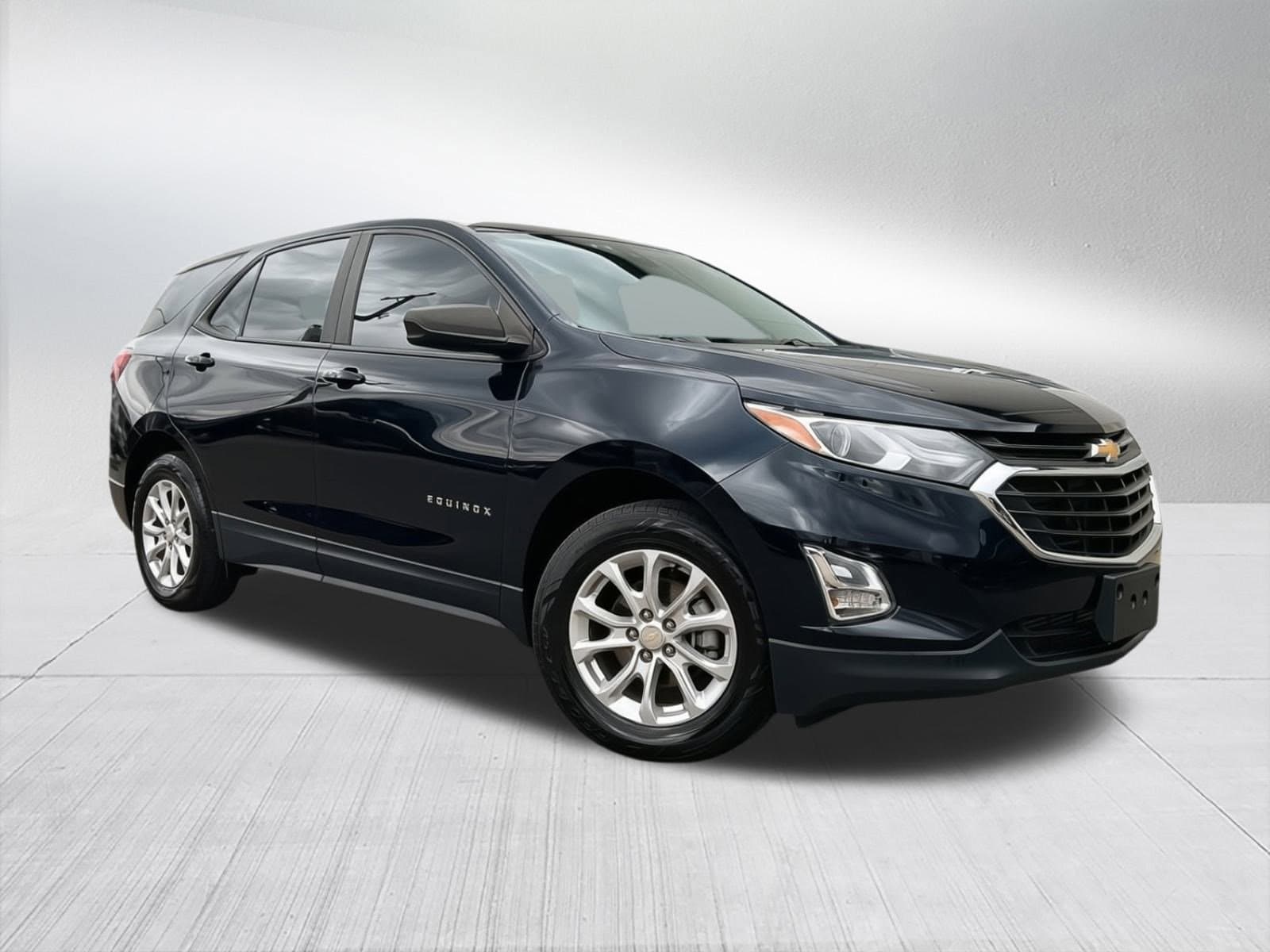 Used 2021 Chevrolet Equinox LS with VIN 3GNAX5EV0MS141416 for sale in Hillsdale, MI