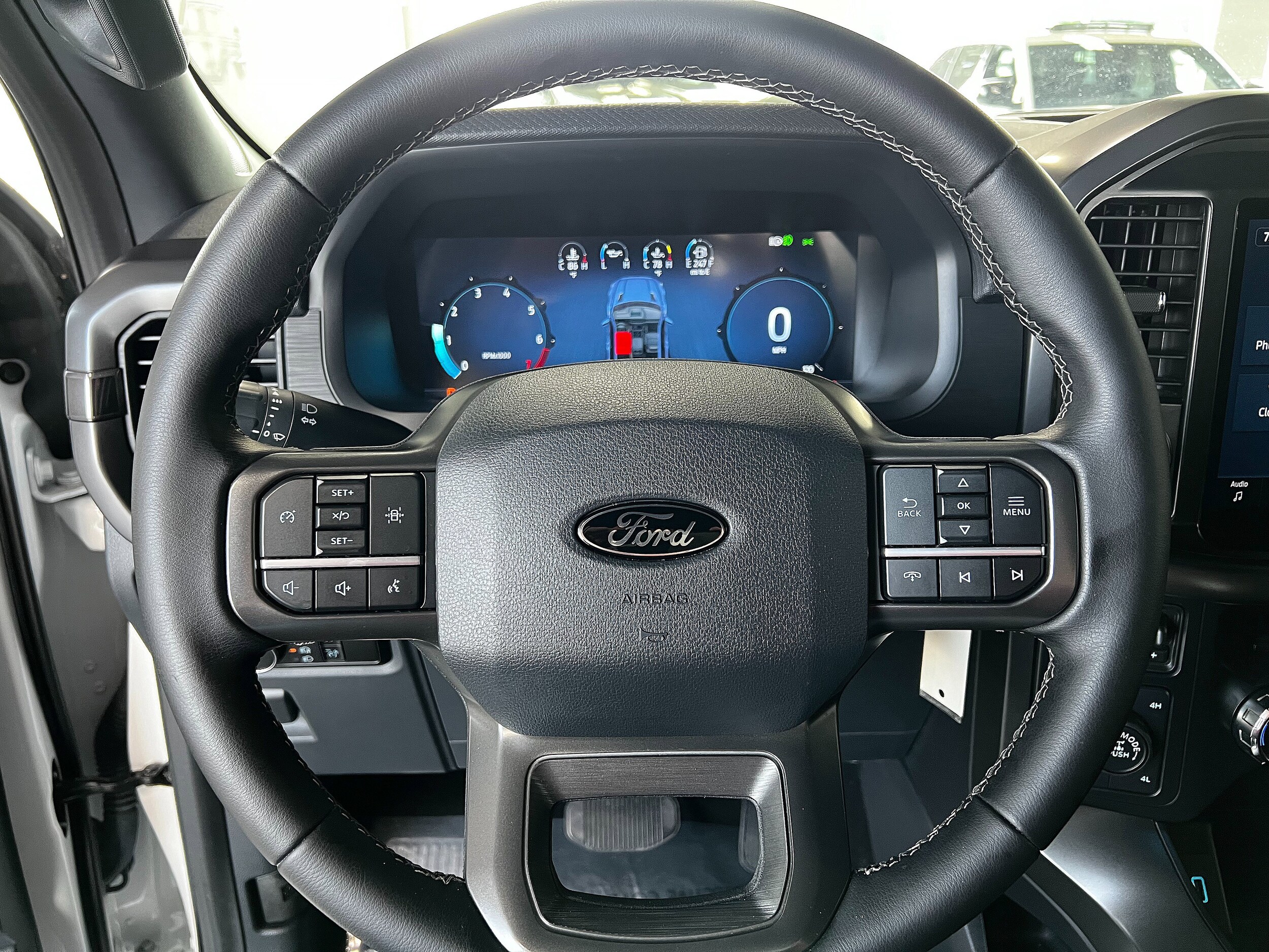 2024 Ford F-150 XLT - Photo 11